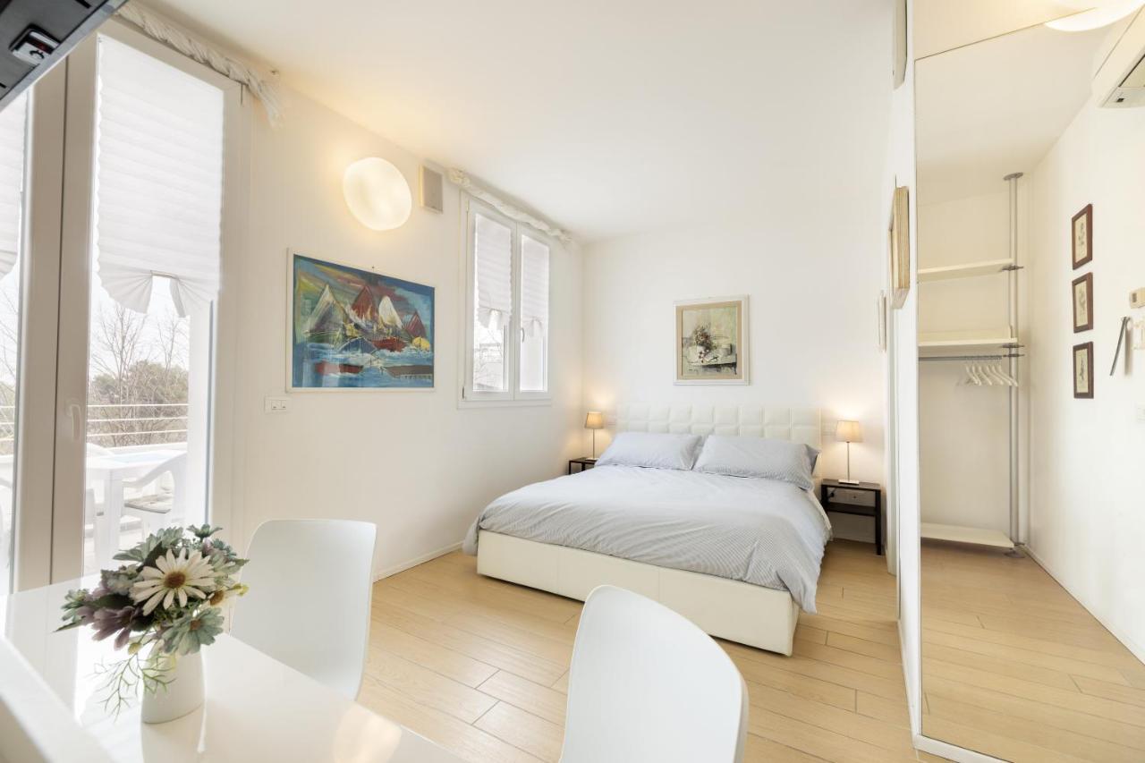B&B Ca Bianca Ventisette Riccione Eksteriør billede