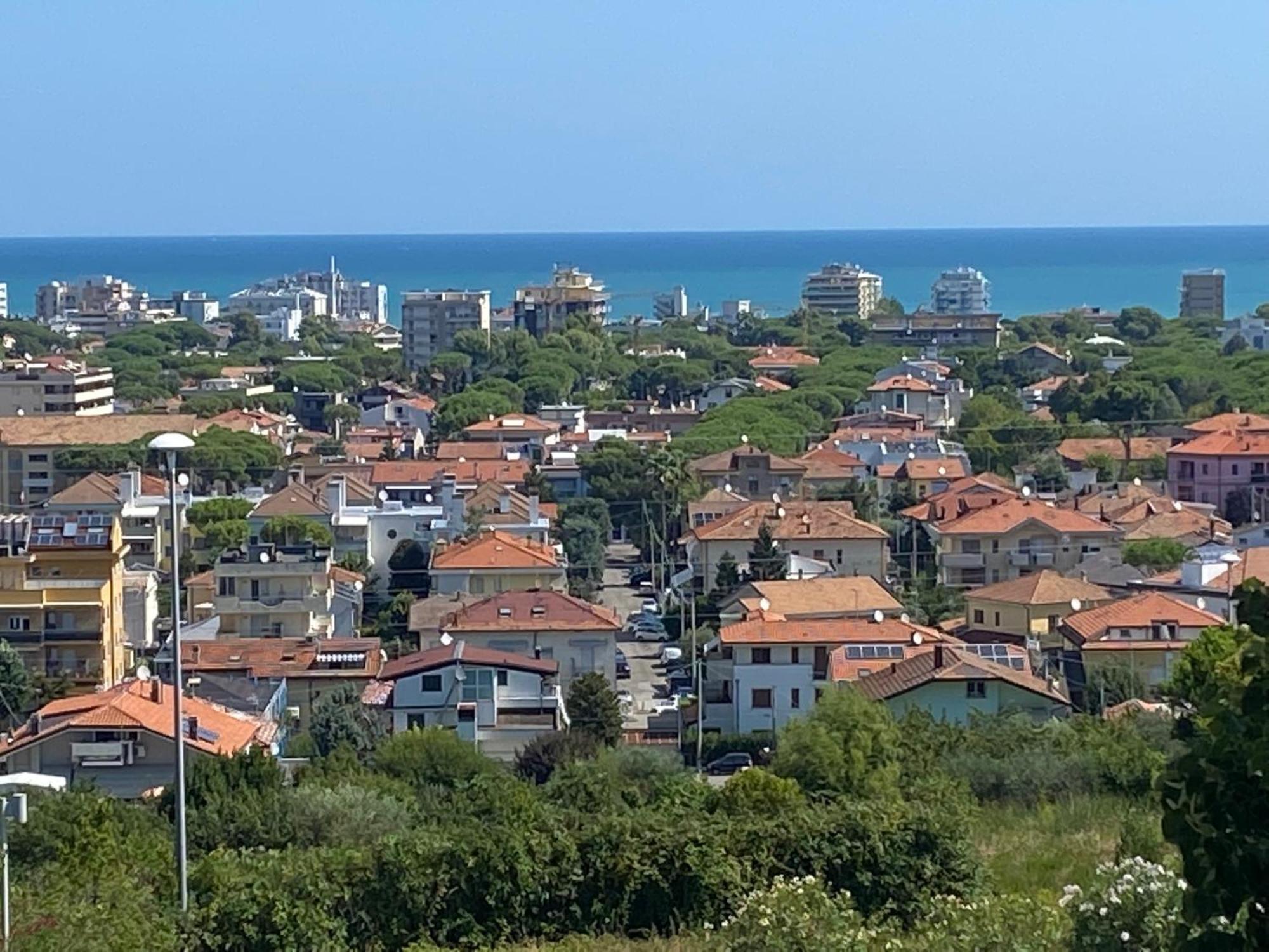 B&B Ca Bianca Ventisette Riccione Eksteriør billede